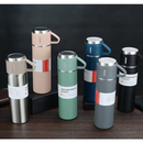 Garrafa Termica Inox 500ml Agua ou Cafe Quente & Frio Com Tampa Copinho Academia Escolar